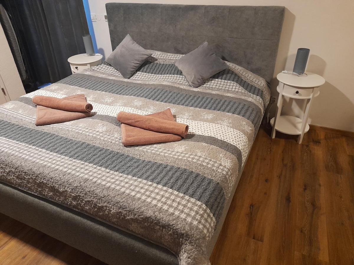 Honey Apartment เลนดาวา ภายนอก รูปภาพ
