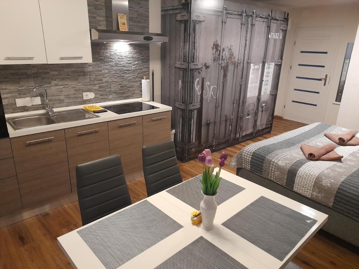 Honey Apartment เลนดาวา ภายนอก รูปภาพ